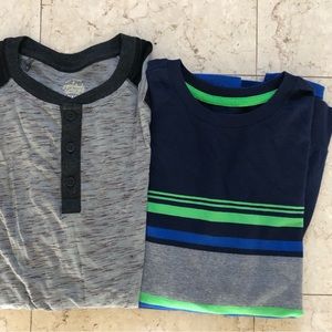 2 Men’s L/S Tops- Small